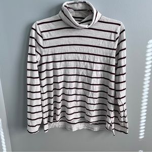 Madewell Turtleneck white and red stripe size medium